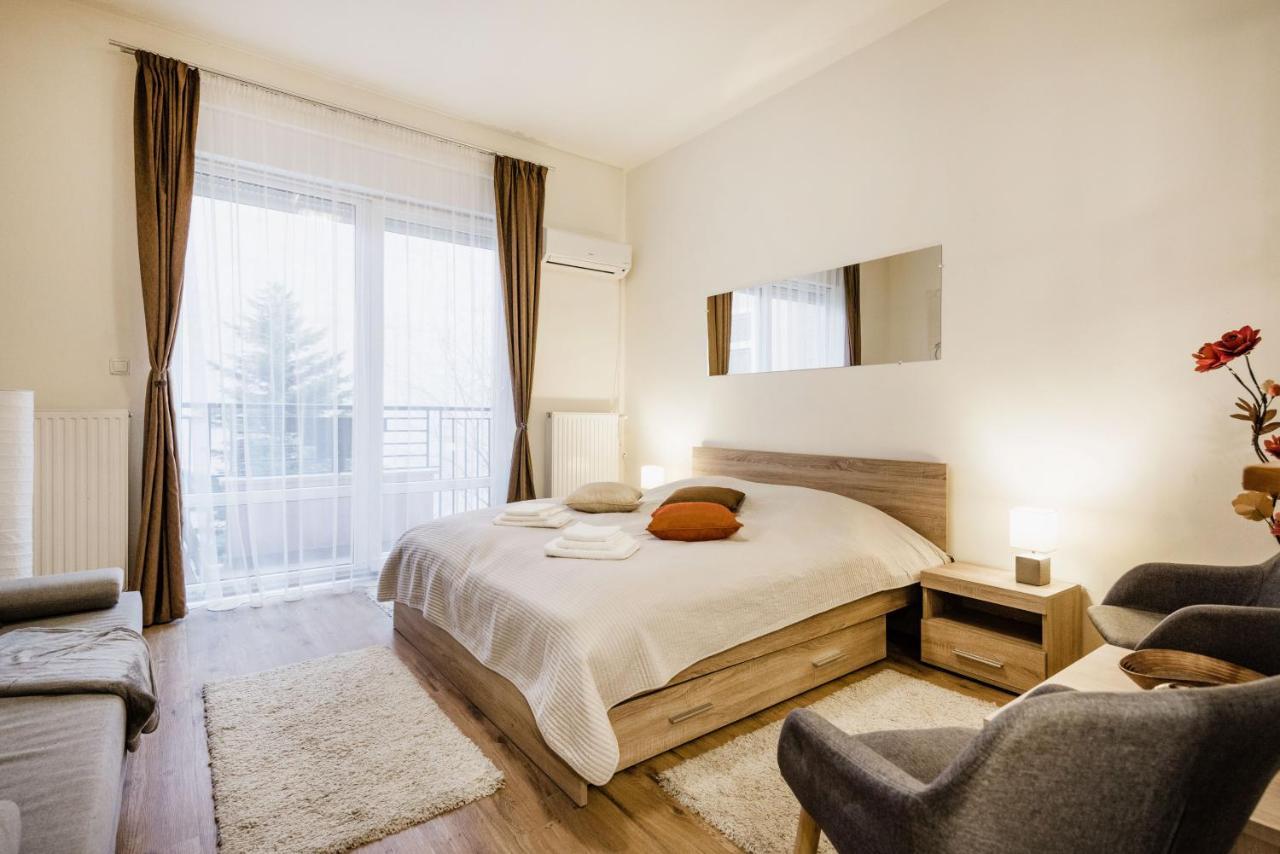 布达佩斯Downtown Charm With Balcony And Garden View公寓 外观 照片